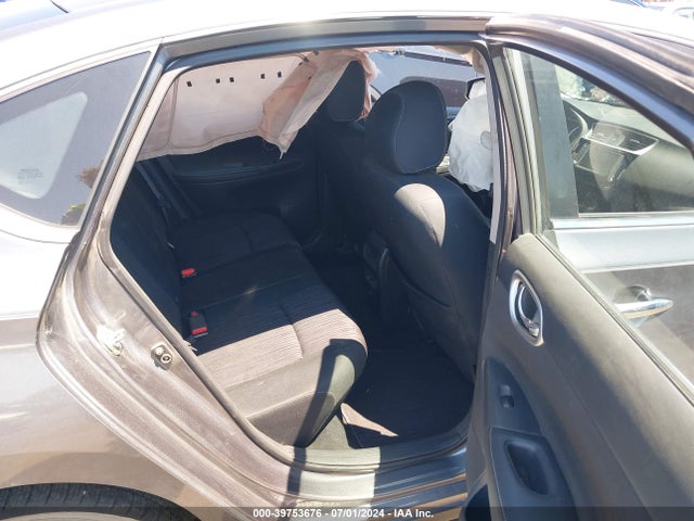3N1AB7AP6KL627037 Nissan SENTRA SV