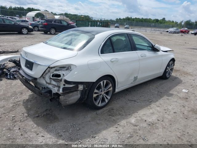 55SWF4JB8FU075246 Mercedes-Benz C 300 Luxury/sport