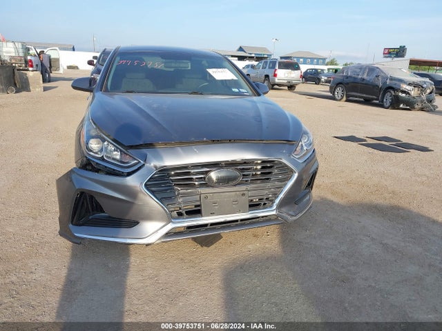 Hyundai SONATA SE 2019 5NPE24AF4KH731997 Image 12