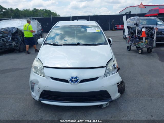 JTDKN3DU3E0392326 Toyota Prius Two