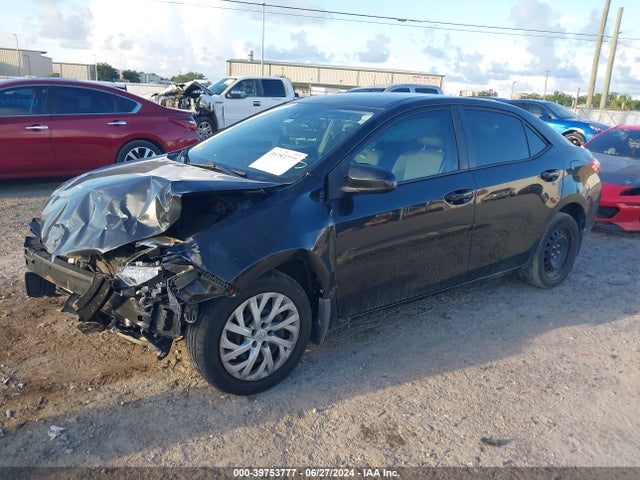 Toyota COROLLA LE 2017 2T1BURHE6HC748156 Image 2