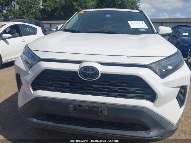 Toyota RAV4 LE 2019 2T3G1RFV6KW035563 Image 12