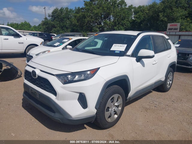Toyota RAV4 LE 2019 2T3G1RFV6KW035563 Image 2