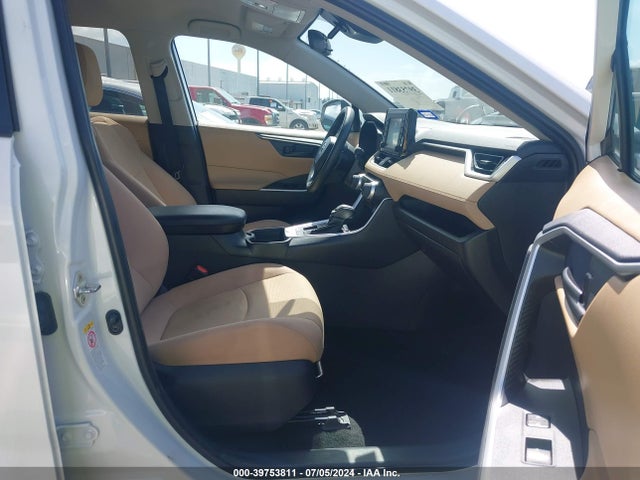Toyota RAV4 LE 2019 2T3G1RFV6KW035563 Image 5