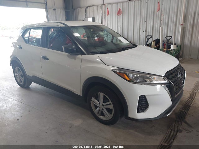 2022 3N1CP5BV8NL504663 main image
