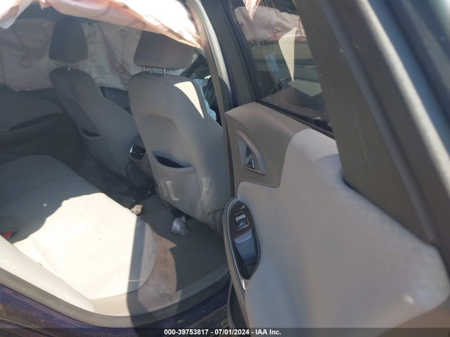 Chevrolet MALIBU LT 2018 1G1ZD5ST1JF179690 Image 8