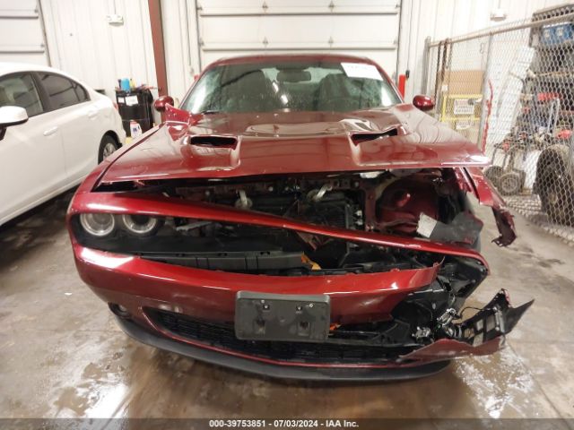 2C3CDZGG7KH612725 Dodge Challenger Sxt Awd