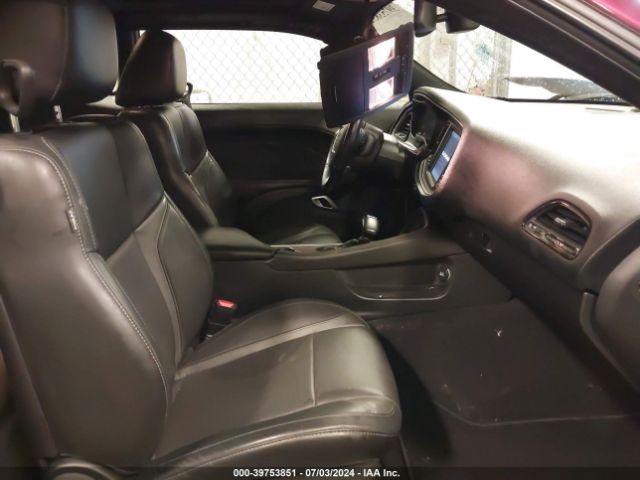 2C3CDZGG7KH612725 Dodge Challenger Sxt Awd