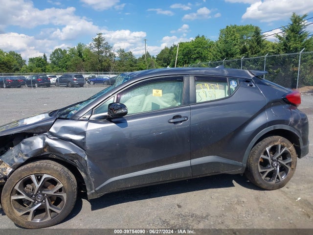 Toyota C-HR XLE 2019 JTNKHMBX7K1060644 Image 15