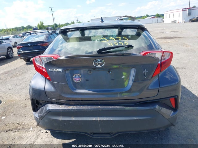 Toyota C-HR XLE 2019 JTNKHMBX7K1060644 Image 17