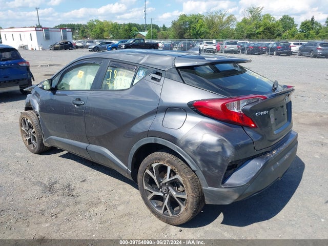 Toyota C-HR XLE 2019 JTNKHMBX7K1060644 Image 3