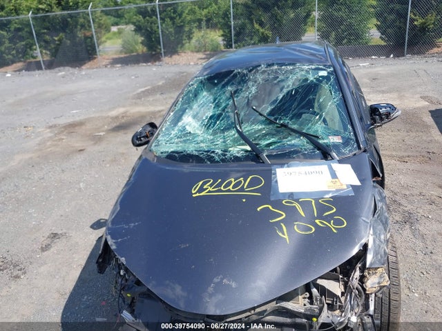Toyota C-HR XLE 2019 JTNKHMBX7K1060644 Image 6