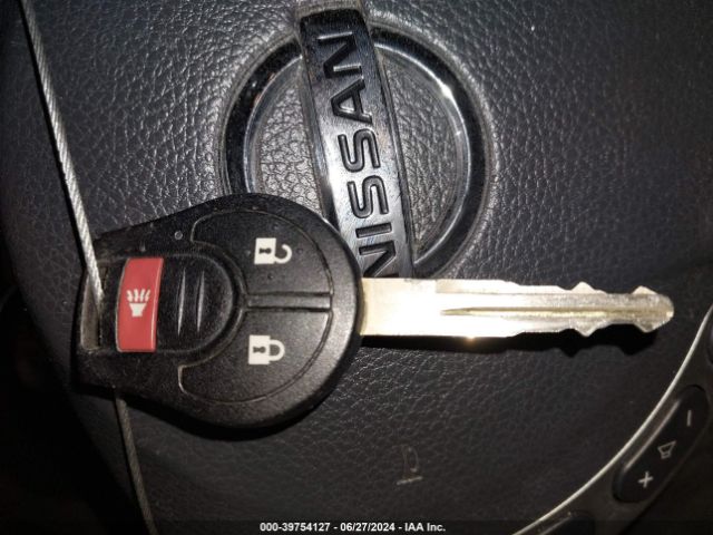 JN8AS5MT6FW670002 Nissan Rogue Select S