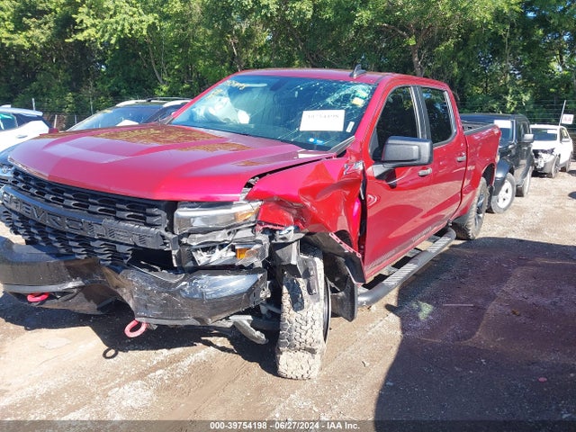 Chevrolet Silverado 1500 Custom Trail Boss 2019 1GCPYCEF3KZ338786 Image 2