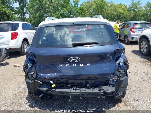 Hyundai Venue Limited 2023 KMHRC8A39PU232360 Image 17