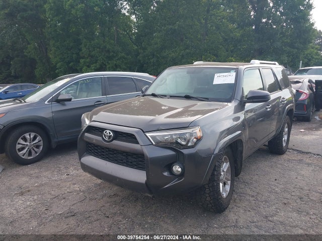 Toyota 4RUNNER SR5 2016 JTEZU5JRXG5110794 Image 2