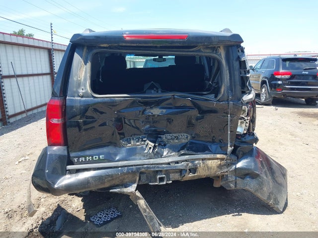 Chevrolet Tahoe Ls 2018 1GNSCAKC7JR365406 Image 16
