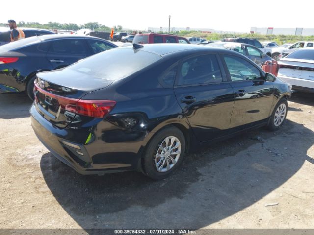 3KPF24ADXKE009067 KIA FORTE FE