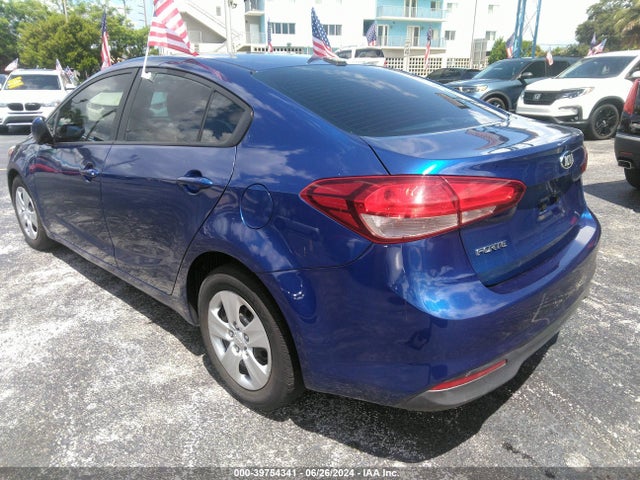 KIA FORTE LX 2017 3KPFK4A70HE104644 Image 3