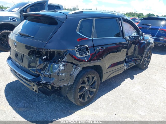 3VVEX7B25PM358115 Volkswagen Taos 1.5t Se