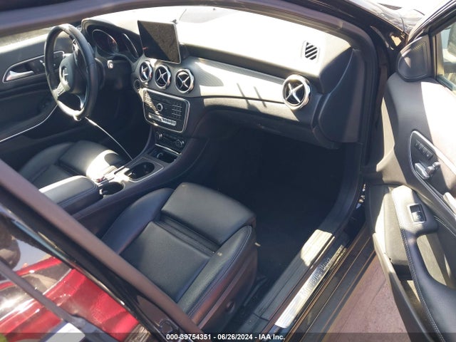 WDCTG4EB8LU027769 Mercedes-Benz GLA 250