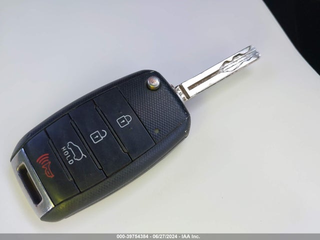 KIA SOUL + 2016 KNDJP3A53G7824555 Image 11