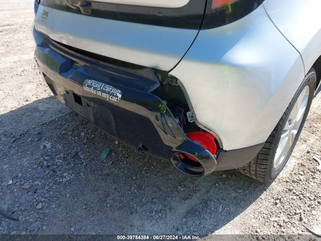 KIA SOUL + 2016 KNDJP3A53G7824555 Image 12