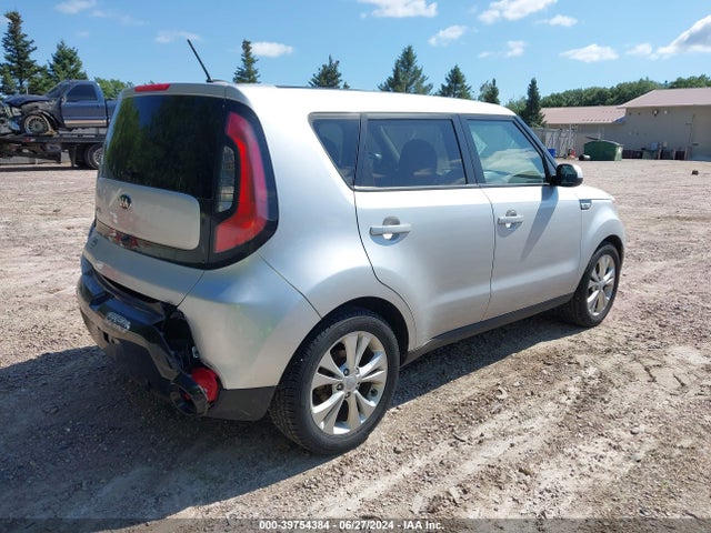 KIA SOUL + 2016 KNDJP3A53G7824555 Image 4
