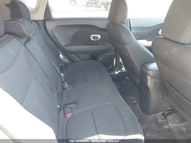 KIA SOUL + 2016 KNDJP3A53G7824555 Image 8