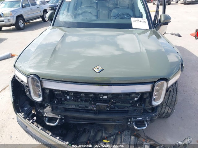 Rivian R1t Launch Edition 2022 7FCTGAAL2NN010590 Image 10