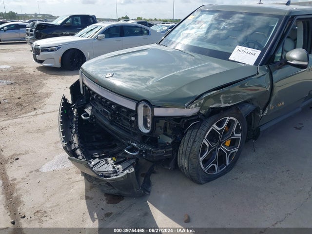Rivian R1t Launch Edition 2022 7FCTGAAL2NN010590 Image 6