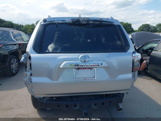Toyota 4runner Sr5 Premium 2018 JTEZU5JR2J5187747 Image 17