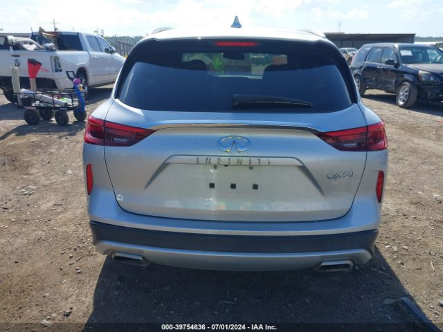 3PCAJ5M18KF131070 Infiniti Qx50 Luxe