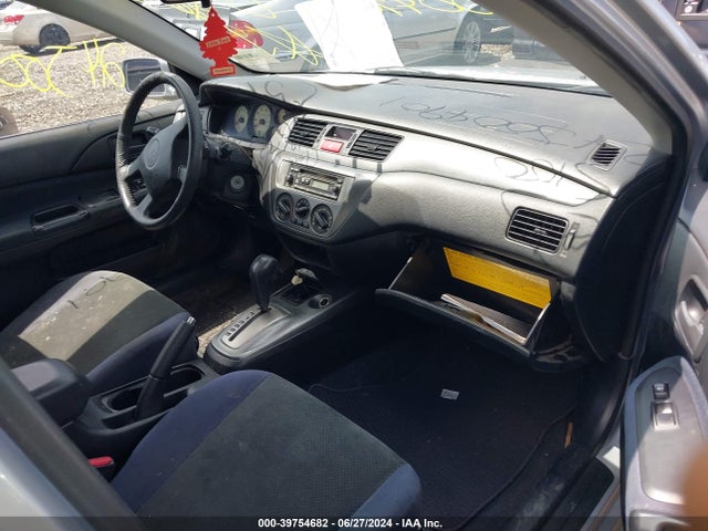 2005 MITSUBISHI LANCER JA3AJ86E65U000330 Photo 4