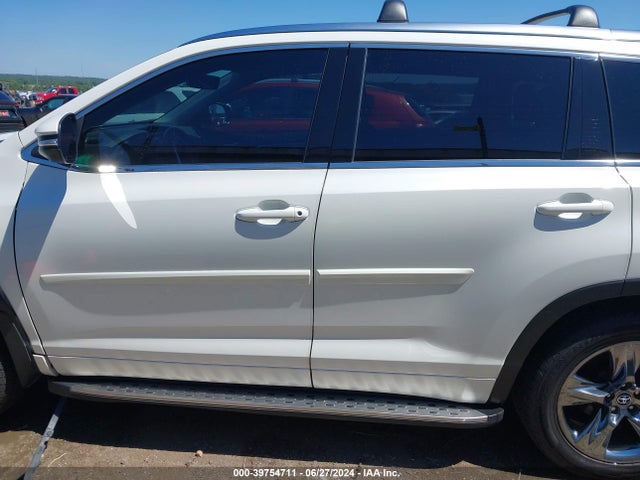 Toyota Highlander Limited Platinum 2018 5TDDZRFH3JS874396 Image 15