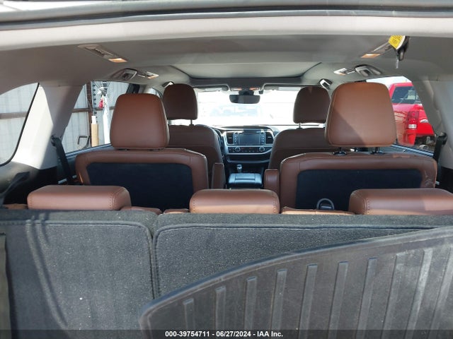 Toyota Highlander Limited Platinum 2018 5TDDZRFH3JS874396 Image 19