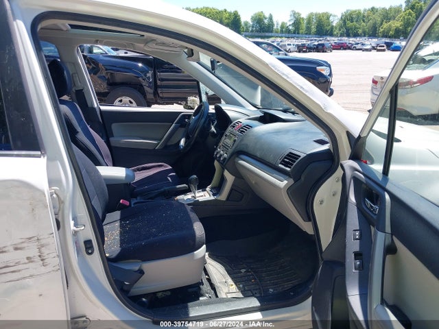 Subaru Forester 2.5i Limited 2014 JF2SJAHC0EH411791 Image 5
