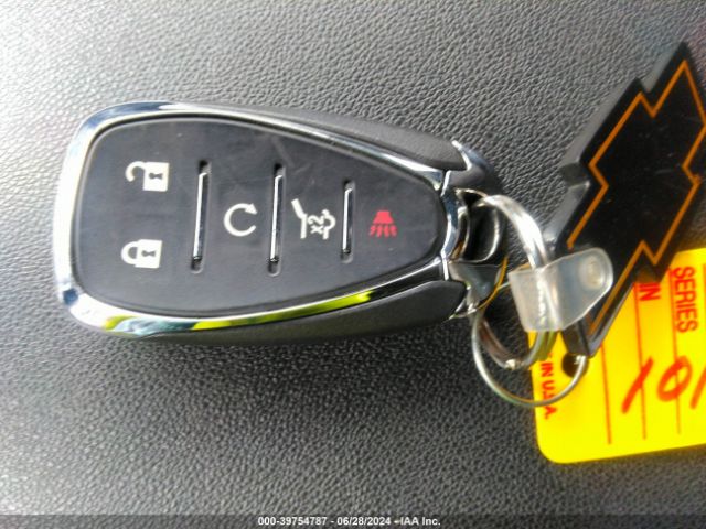 3GNAXUEV0ML326019 Chevrolet Equinox Awd Lt