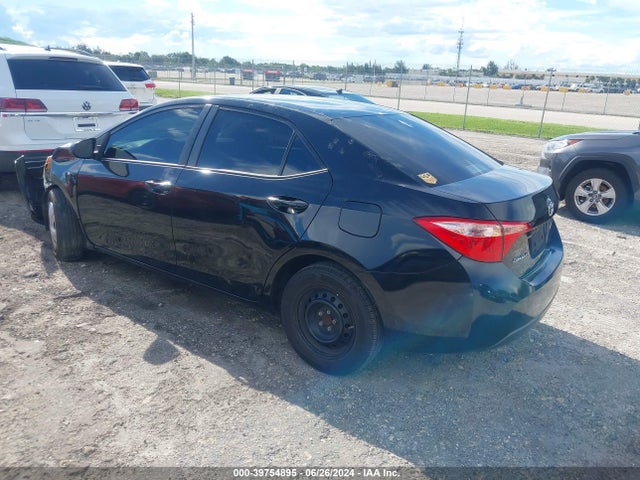 Toyota COROLLA L 2019 5YFBURHE7KP933176 Image 3