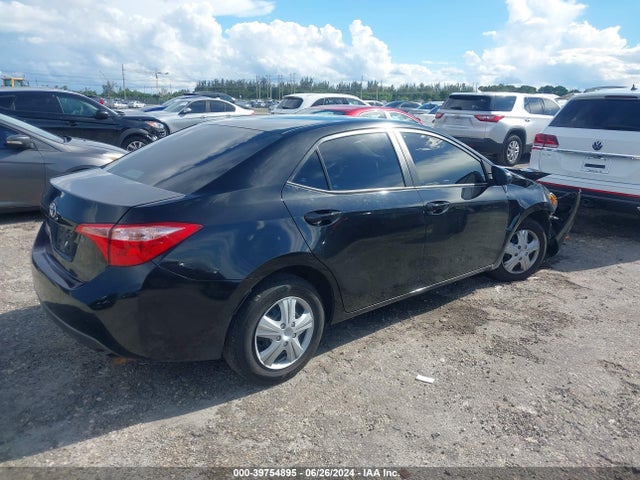 Toyota COROLLA L 2019 5YFBURHE7KP933176 Image 4