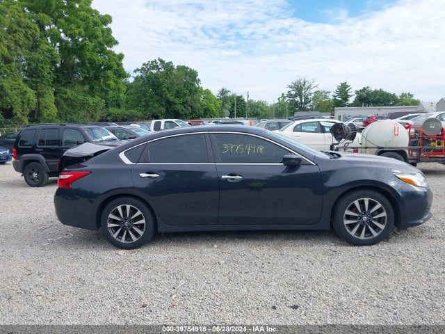 Nissan Altima 2.5 Sv 2017 1N4AL3AP7HC252725 Image 13