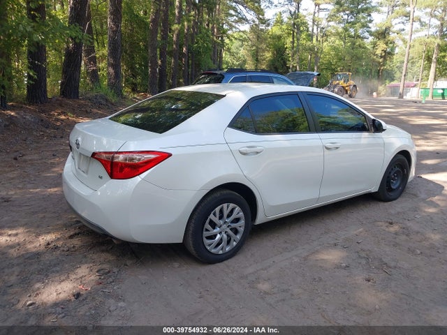 Toyota COROLLA LE 2017 5YFBURHE4HP687468 Image 4