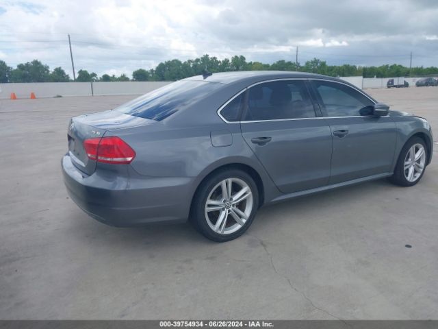 1VWBS7A33EC050334 Volkswagen Passat 1.8t Se