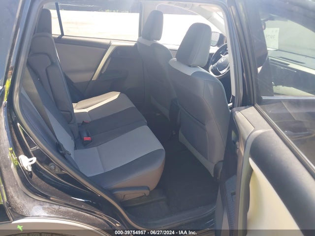 Toyota RAV4 LE 2015 2T3BFREV1FW371463 Image 8