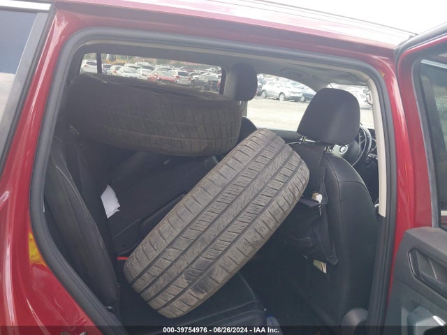 3VV2B7AX1JM010933 Volkswagen Tiguan 2.0t Se/2.0t Sel