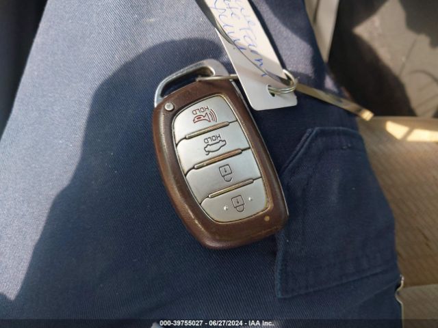 5NPD84LF3HH015382 Hyundai Elantra Limited