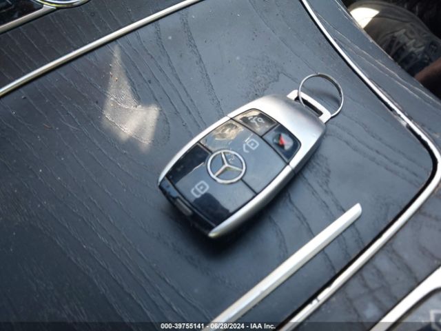 WDDZF4JB4JA480011 Mercedes-Benz E 300