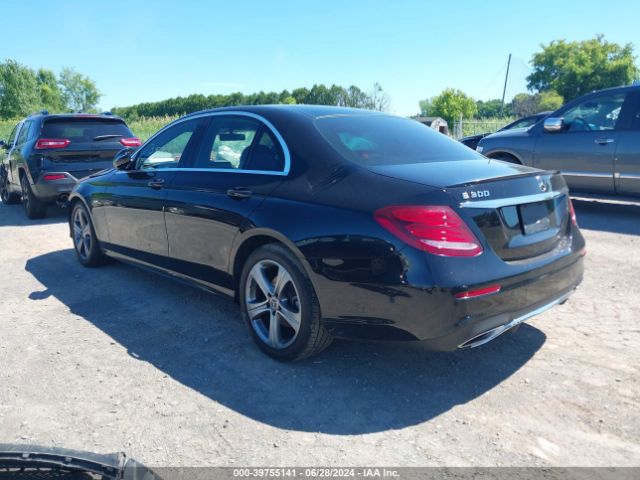 WDDZF4JB4JA480011 Mercedes-Benz E 300