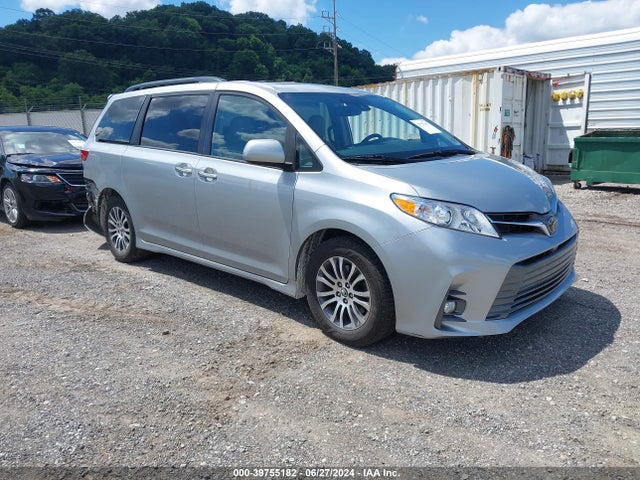 Toyota Sienna Xle 8 Passenger 2019 5TDYZ3DC2KS993760 zdjęcie główne