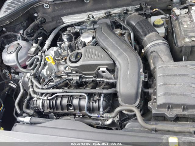 3VVTX7B21NM014043 Volkswagen Taos 1.5t Se